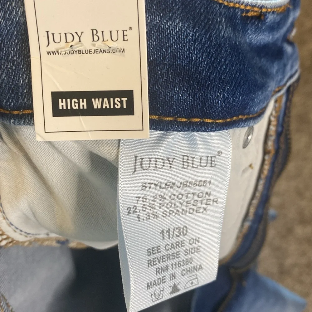 NWT Judy Blue 90's Straight Fit High Waist Medium Wash Jeans 11/30 - Picture 5 of 11